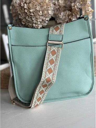Vegan Crossbody Chloe in Saudi Arabia