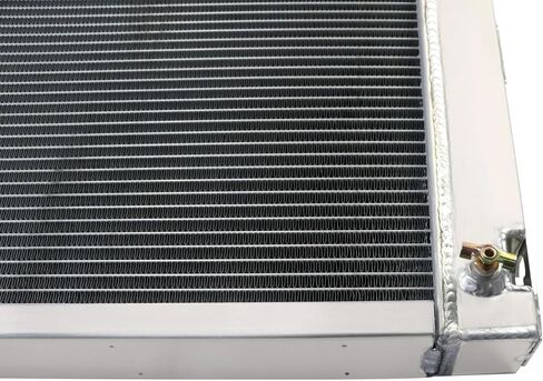 مشعاع الجرار يناسب فورد/نيو هولاند 2000,2600,3000,3500 3600 4000+ C7NN8005H in Kuwait