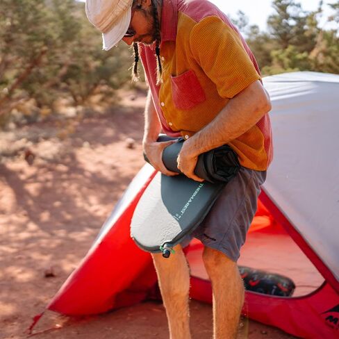 وسادة نوم من Therm-a-Rest Trail Scout ذاتية النفخ للتخييم وحقيبة الظهر، عادية - 72 × 20 بوصة in Kuwait