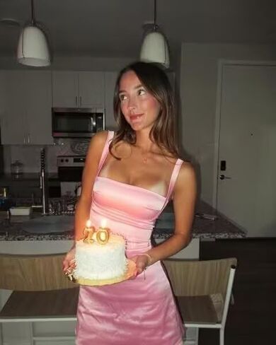 Short Satin Homecoming Dresses for Teens 2025 Tight Spaghetti Strap Cocktail Gowns Mini Bodycon Formal Party Dresses in Saudi Arabia