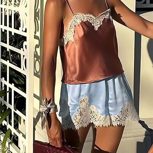 شورت نسائي من الدانتيل الساتان Y2k شورت حريري مرن بخصر متدفق قصير Coquette للخروج زلة قيعان ملابس للاستلقاء in Kuwait
