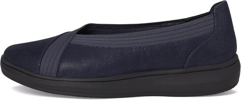 Clarks Women's BreezeSky Air CloudSteppers Loafer in Saudi Arabia