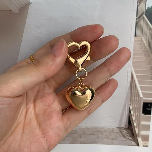 Gold Charm Heart Keychain for Women Bagchain Gold Fashion Keychains Accessories in Saudi Arabia