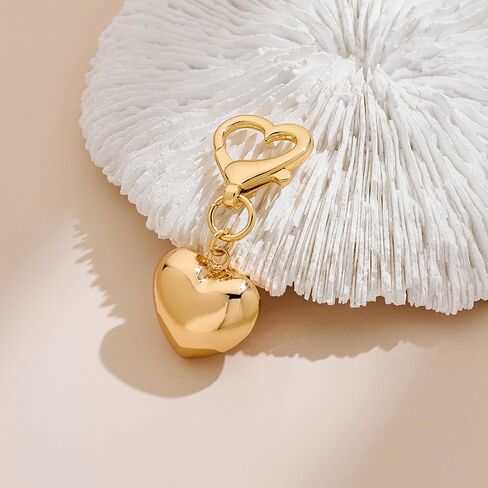 Gold Charm Heart Keychain for Women Bagchain Gold Fashion Keychains Accessories in Saudi Arabia