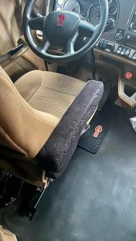 مجموعة غطاء ARMREST لجهاز Kenworth T680، T880، W990 - مقاس مخصص in Saudi Arabia