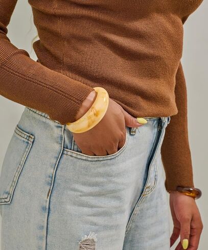 WOWORAMA Acrylic Resin Cuff Bracelet for Women Colorful Acrylic Dome Open Bangles Beige Tortoise Brown Chunky Mottled Acetate Resin Bracelets Jewelry in Saudi Arabia