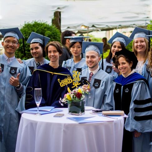 YUJUN 24 قطعة 2024 قطعة مركزية لحفلات التخرج الذهبية لعصي الطاولات، 2024 أغطية طاولات Congrats Grad لتزيين طاولة حفلات التخرج 2024 (ذهبي) in Kuwait