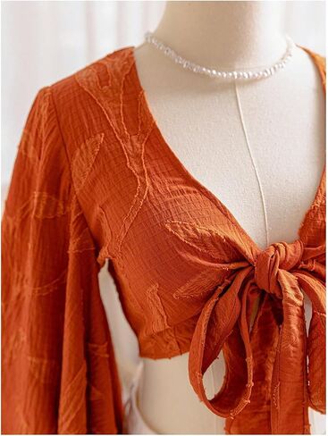 بلوزات نسائية QJQ مكشكشة بالزهور بوهو قصيرة 70s هيبي ديسكو ملابس غربية 3/4 كم جرس وربطة أمامية عميقة على شكل حرف V بلوزات in Kuwait