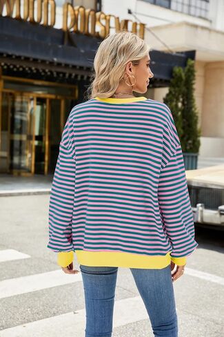 Women's Oversized Striped Sweatshirt Long Sleeve Round Neck Christmas Sweatshirt Loose Pullover Halloween Shirt Top in Saudi Arabia