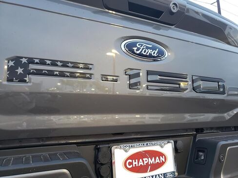 طقم إدخال حروف الباب الخلفي الفاخر من EyeCatcher لسيارة Ford F-150 2021-2026 (Tremor Spice) in Kuwait
