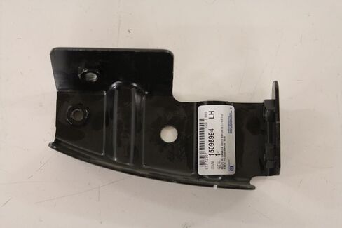 Genuine GM Parts 15098994 Driver Side Front Bumper Bracket in Saudi Arabia