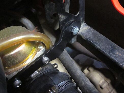 Polaris (2003) Sportsman 400 Carburetor Mounting Plate - 5246551 in Saudi Arabia
