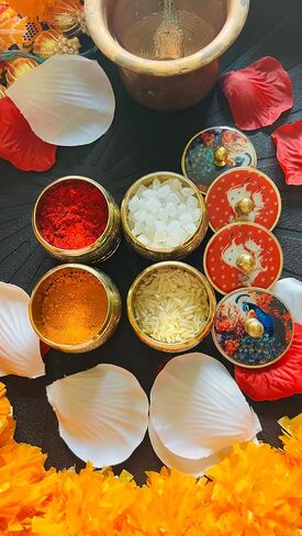 صندوق Pichwai النحاسي Kumkum/Sindoor Dibbi/ Sindur Dani/ صندوق صغير مزخرف/ Fancy Supari Dibbi/ لون ذهبي مع مطبوعات لوتس، بقرة، طاووس لهدايا عودة Pooja Navratri Diwali Tambulam (10 عبوات) in Saudi Arabia