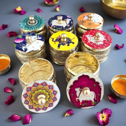 صندوق Pichwai النحاسي Kumkum/Sindoor Dibbi/ Sindur Dani/ صندوق صغير مزخرف/ Fancy Supari Dibbi/ لون ذهبي مع مطبوعات لوتس، بقرة، طاووس لهدايا عودة Pooja Navratri Diwali Tambulam (10 عبوات) in Saudi Arabia