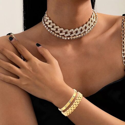 قطعتان من أساور الحب المطلية بالذهب عيار 18 قيراط للنساء، مجموعة أساور ساعة بسلسلة ذهبية، مجوهرات من الفولاذ المقاوم للصدأ غير مشوهة مع أداة قابلة للتعديل. in Kuwait