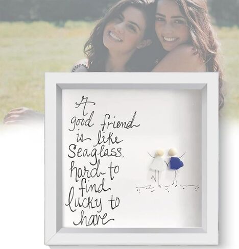 ديكور جداري فني مصنوع يدويًا من زجاج البحر للصداقة - هدية عمل فني مؤطرة لأفضل الأصدقاء in Kuwait