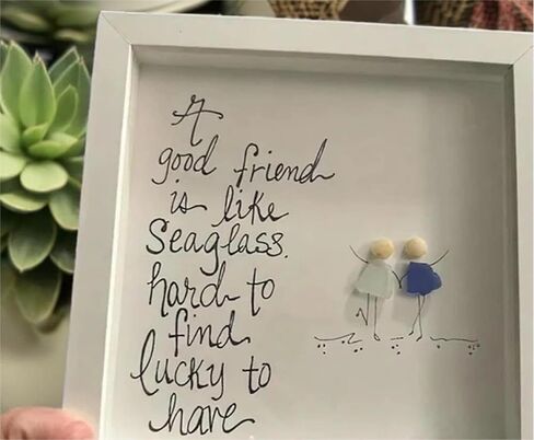 ديكور جداري فني مصنوع يدويًا من زجاج البحر للصداقة - هدية عمل فني مؤطرة لأفضل الأصدقاء in Kuwait