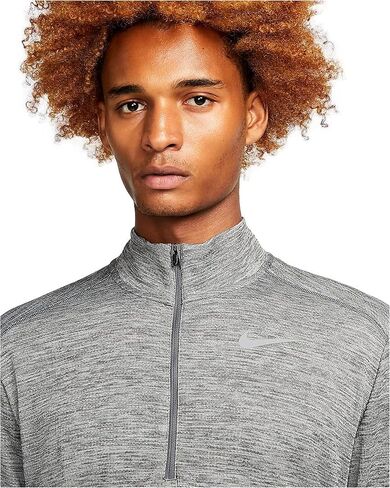 سترة Nike Pacer للرجال بنصف سحاب، بلوفر Nike مع ياقة دائرية، أسود/أسود/فضي عاكس، 2XL in Kuwait