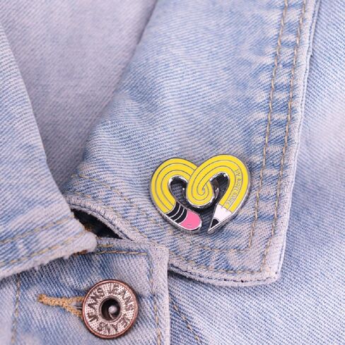 دبوس المينا من GuDeKe Art in Kuwait