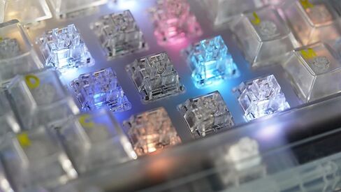 WS POM Purple Linear Mechanical Keyboard Switch (35Pcs) - 5 Pin Pre-lubed 22mm Dual-Stage Spring Switches with Full POM Material, Compatible with MX Keycaps for Gaming Keyboard in Saudi Arabia