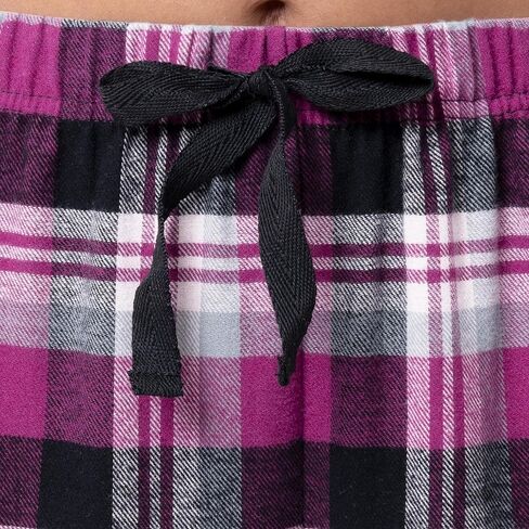 طقم نوم نسائي من Fruit of the Loom برقبة على شكل حرف V وبنطلون من الفلانيل in Saudi Arabia