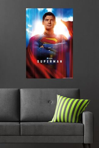 Trends International DC Studios Superman (2025) - Close-Up One Sheet Wall Poster, 34L x 22.4W, Unframed Version in Saudi Arabia