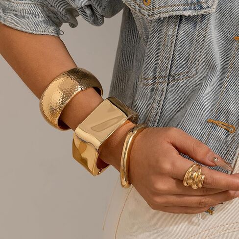Big Chunky Gold Bracelets Set for Women 3Pcs Cuff Wide Bracelet Trendy High Shine Bracelets Minimalist Open Wide Cuff Bracelets Gold Bangle Bracelet Jewelry for Women in Saudi Arabia