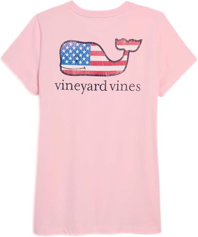 تيشيرت نسائي من Vineyard Vines بأكمام قصيرة وجيب بعلم الحوت الجديد in Saudi Arabia