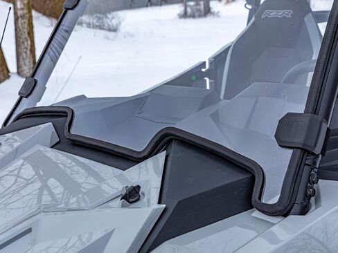 زجاج أمامي كامل مقاوم للخدش شديد التحمل من SuperATV لعام 2021+ Polaris RZR Trail 900 / S 900 / S 1000 | بولي كربونات بسمك 1/4 بوصة أقوى 250 مرة من الزجاج | مطلي بالصلب | صنع في الولايات المتحدة الأمريكية in Saudi Arabia