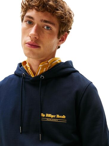 سترة بغطاء للرأس من القطن متوسط ​​الوزن للرجال من Tommy Hilfiger مع شعار هيرالد المميز in Saudi Arabia