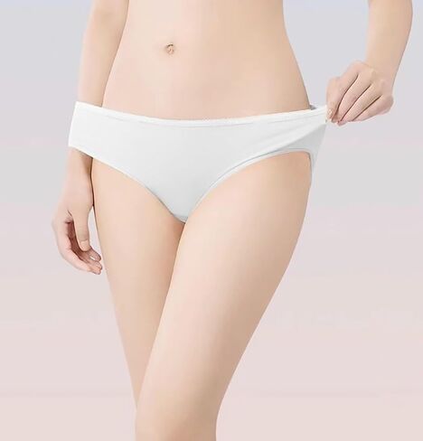 Disposable Triangle Underwear for Women One-Time Use Hygienic Travel Underwear for Trips and Emergencies in Saudi Arabia