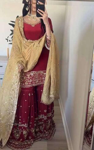 مجموعة Amarsri Collections كورتي مستقيمة مطرزة من جورجيت صناعي مع شارارا ودوباتا in Saudi Arabia