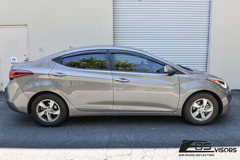 استبدال متجر Extreme على الإنترنت لسيارة Hyundai Elantra 2013-2016 | أقنعة EOS بنمط شريطي، وفتحات جانبية بلون الدخان، وحارفات النوافذ للحماية من المطر in Saudi Arabia