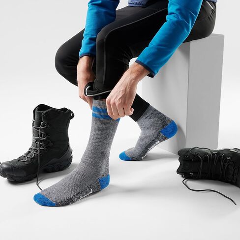 Smartwool Mens Mountaineer Maximum Cushion Tall Crew Socks in Kuwait