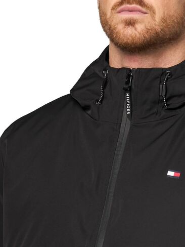 جاكيت منتفخ مبطن بغطاء للرأس للرجال من Tommy Hilfiger in Saudi Arabia