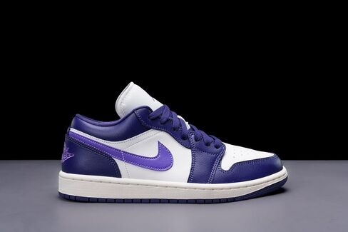 Jordan Womens WMNS AIR 1 Low DC7268 500 أرجواني - مقاس 11.5 واط in Saudi Arabia