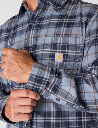 قميص Carhartt رجالي متين ومريح ومريح ومتوسط ​​الوزن من الفلانيل وأكمام طويلة in Saudi Arabia