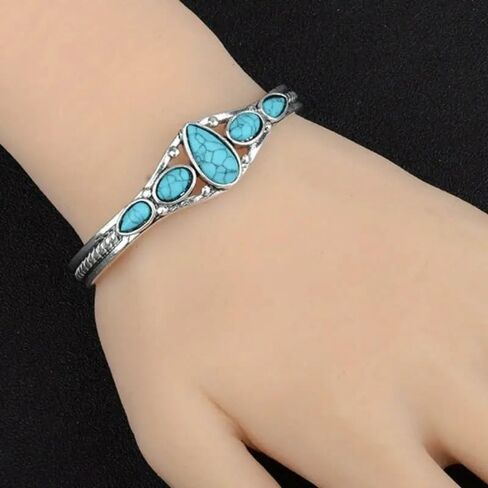 Stainless Steel Turquoise Bracelet - Elegant French Light Luxury, Adjustable Synthetic Stone Bangle for Women, Ideal Gift for Parties, Holidays, and Everyday Wear in Saudi Arabia