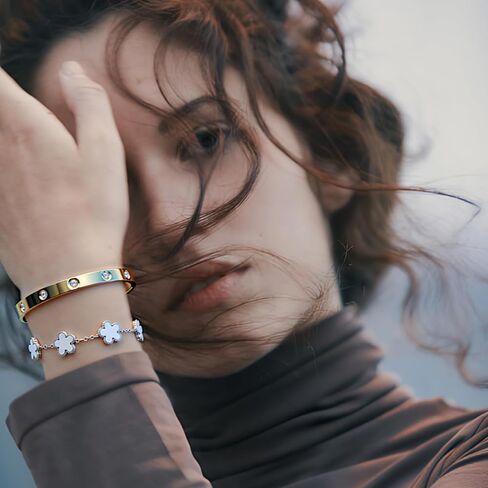 2 قطع 18 كيلو مطلية بالذهب البرسيم سوار الذهب كومة أساور للنساء محظوظ زهرة البرسيم أساور مجوهرات الذهب سوار مجموعة مجوهرات العصرية هدايا عيد الميلاد عيد الحب للنساء in Kuwait