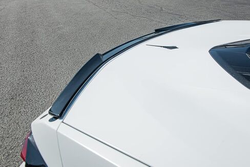 بديل لموديلات شيفروليه كورفيت C8 الأساسية لعام 2020 | GM Factory Z51 تصميم هواء منخفض المستوى من بلاستيك ABS - غطاء جناح خلفي معدني مطلي بالكربون فلاش معدني in Kuwait