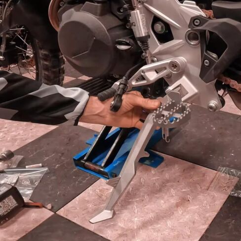 Compatible With F900GS ADVENTURE F 900 GS ADVENTURE F 900GS ADV 2024 2025 CNC Motorcycle Kickstand Pad Side Stand Extension Support Plate Pad (Fit For F900GS) in Kuwait