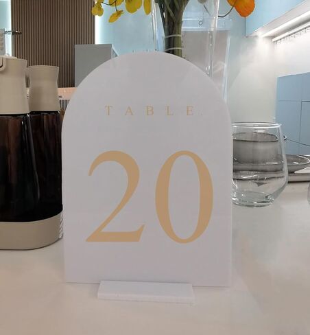 أرقام طاولة لافتات من الأكريليك مع حوامل، 15 حزمة 5 بوصات × 7 بوصات من ألواح وحوامل أكريليك مقوسة فارغة، علامات علوية على الطاولة من الأكريليك الحديث لاستقبال الزفاف، والديكور، والحفلات، والذكرى السنوية، والحدث in Kuwait