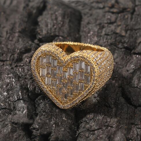 14K Gold Heart-Shaped Moissanite Ring for Unisex, Symbol of Love, Best Gift for Romantic Occasions in Saudi Arabia