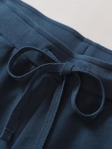 بنطال رياضي نسائي قصير وعريض الساق من Weintee بطول صغير in Kuwait