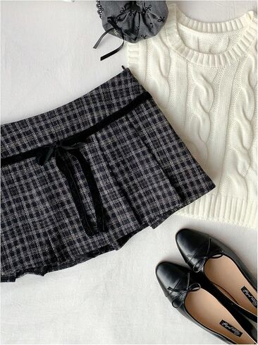 تنورة نسائية صغيرة منقوشة بطيات من Milumia وربطة عنق منخفضة الخصر على شكل حرف A تنانير قصيرة in Kuwait