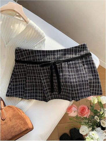 تنورة نسائية صغيرة منقوشة بطيات من Milumia وربطة عنق منخفضة الخصر على شكل حرف A تنانير قصيرة in Kuwait