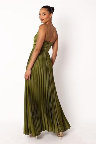 Satin V Neck Bridesmaid Dresses with Pleated Long - Formal Evening Gown for Women 2025 in Saudi Arabia