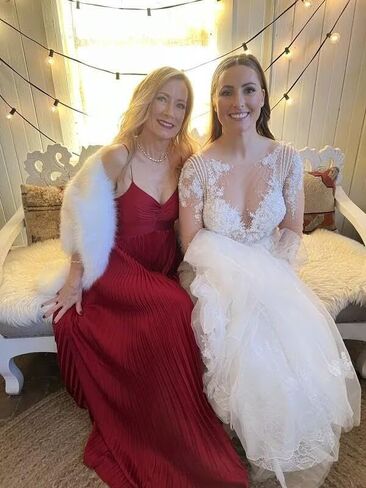 Satin V Neck Bridesmaid Dresses with Pleated Long - Formal Evening Gown for Women 2025 in Saudi Arabia