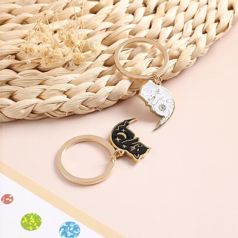 Matching Keychains Cat, Couples Keychain,A Pair of Matching Keychain,Can Be Seperated to 2 Pcs Cute Cat Key Chain,Couple Gift,Best Friend Keychain Women Men in Saudi Arabia