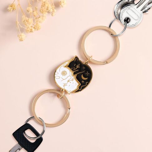Matching Keychains Cat, Couples Keychain,A Pair of Matching Keychain,Can Be Seperated to 2 Pcs Cute Cat Key Chain,Couple Gift,Best Friend Keychain Women Men in Saudi Arabia